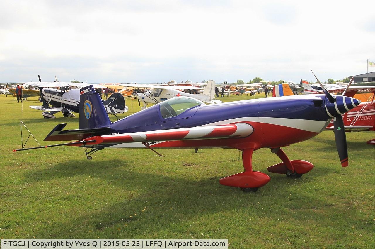 F-TGCJ, Extra EA-330SC C/N 05, Extra 330SC, French Air Force Aerobatic team, Static display, La Ferté-Alais airfield (LFFQ) Air show 2015