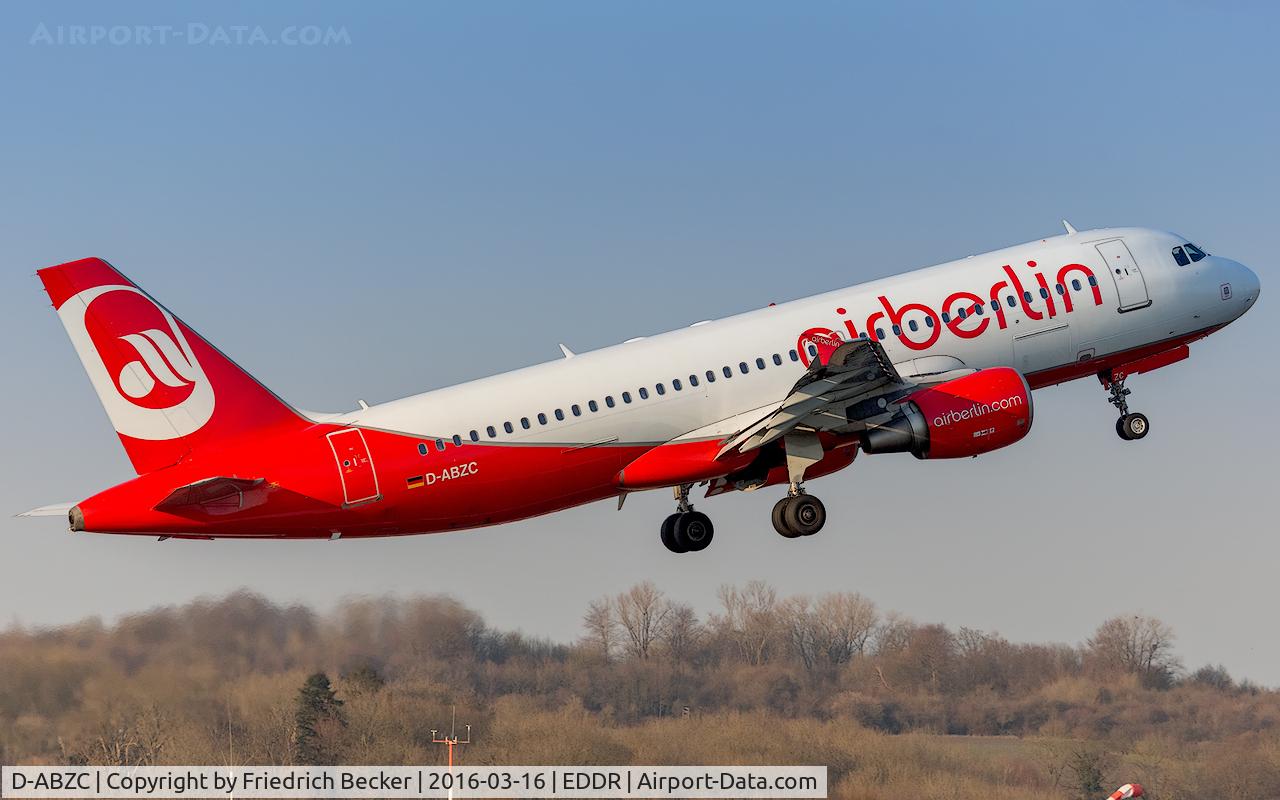 D-ABZC, 2008 Airbus A320-216 C/N 3502, departure to Palma via RW09
