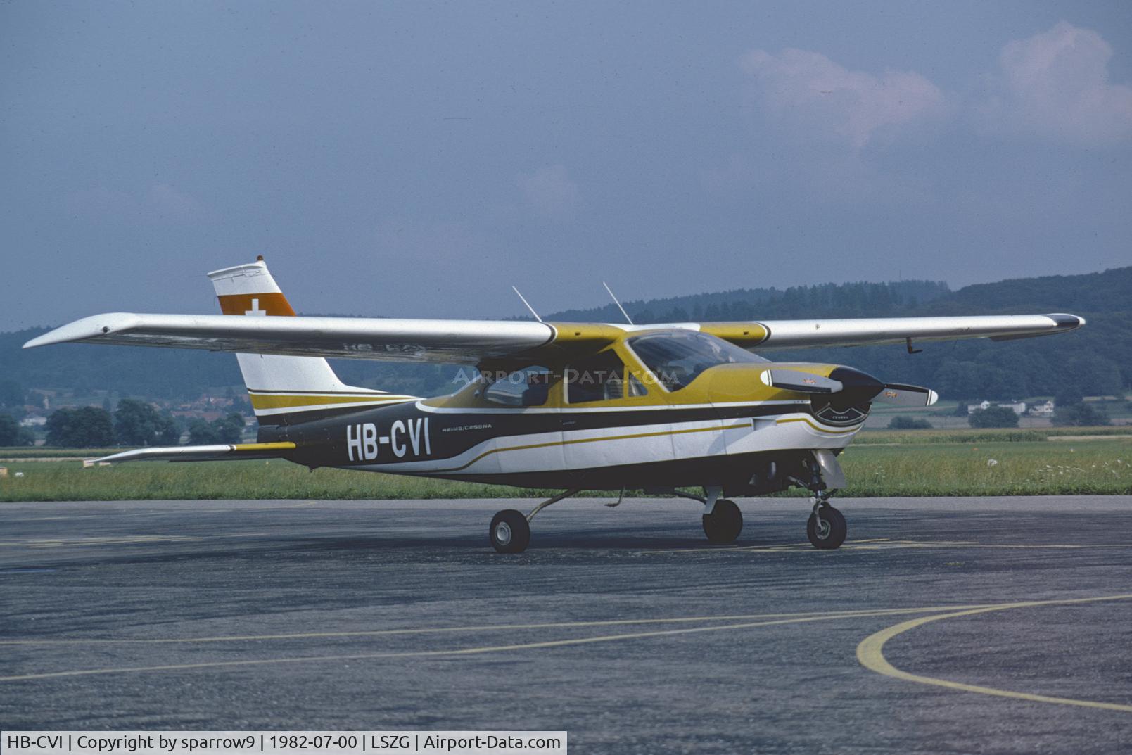 HB-CVI, 1970 Reims F177RG Cardinal RG C/N F177RG0011, The original paint-scheme.
Scanned from a slide.