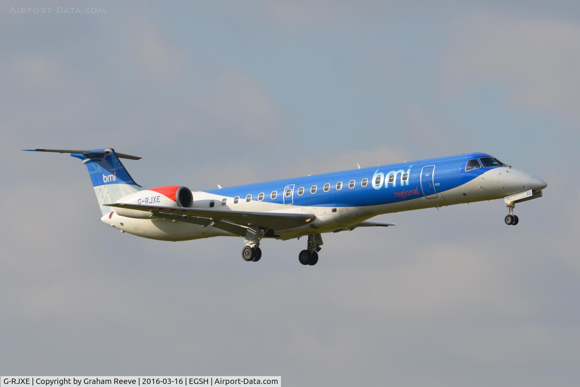 G-RJXE, 2000 Embraer EMB-145EP (ERJ-145EP) C/N 145245, Landing at Norwich.