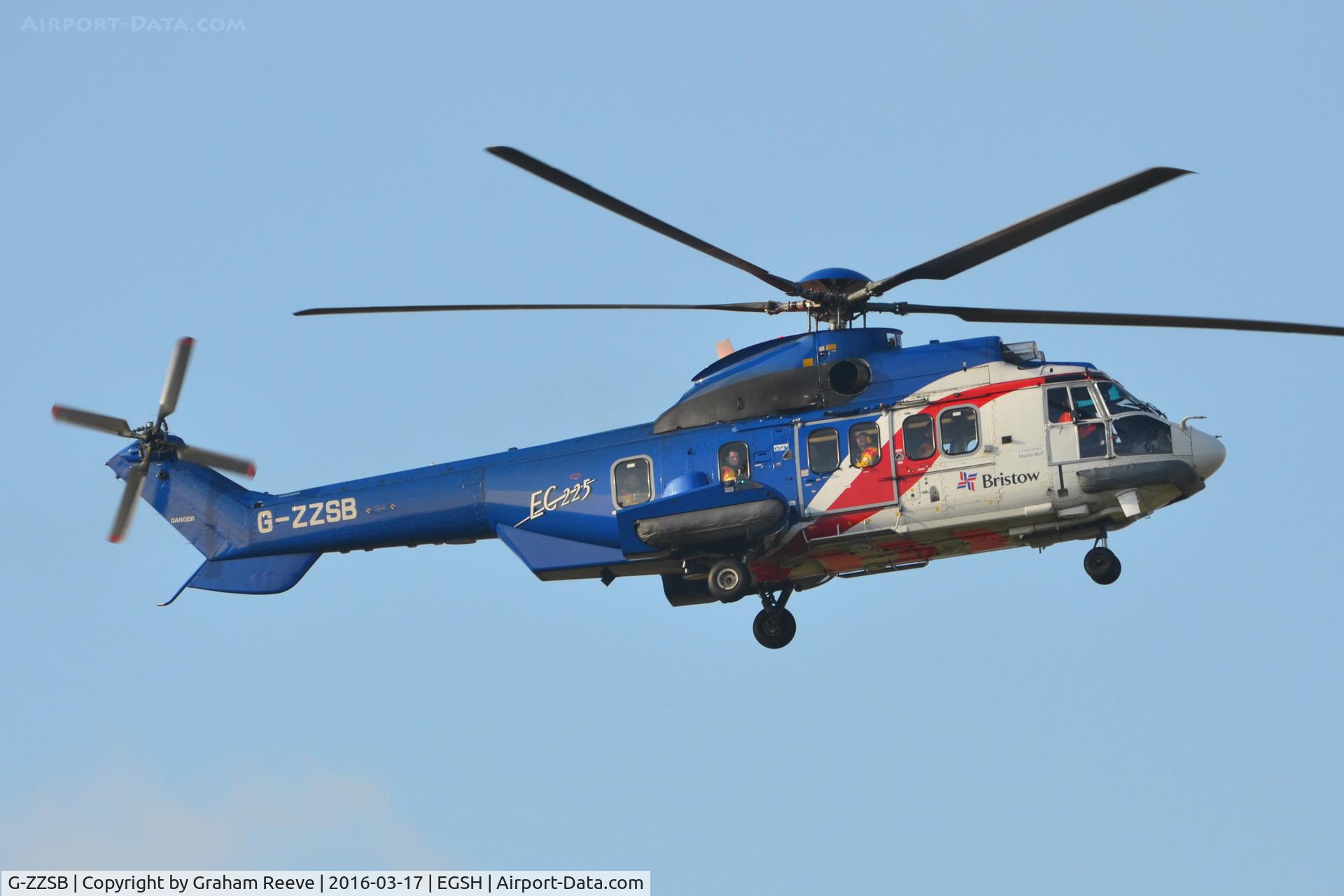 G-ZZSB, 2004 Eurocopter EC-225LP Super Puma Mk2+ C/N 2615, Landing at Norwich.