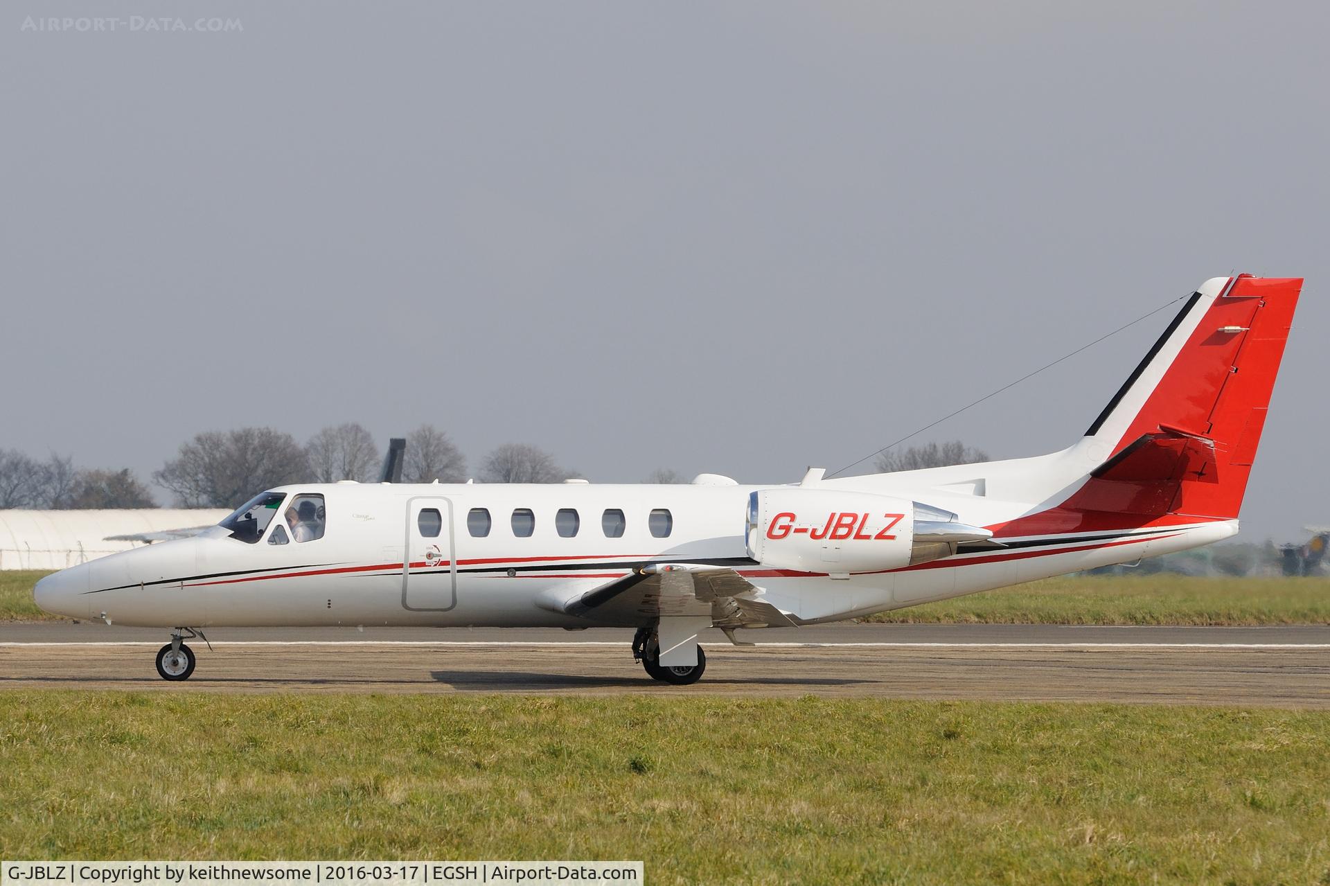 G-JBLZ, 2002 Cessna 550 Citation Bravo C/N 550-1018, Leaving Norwich.