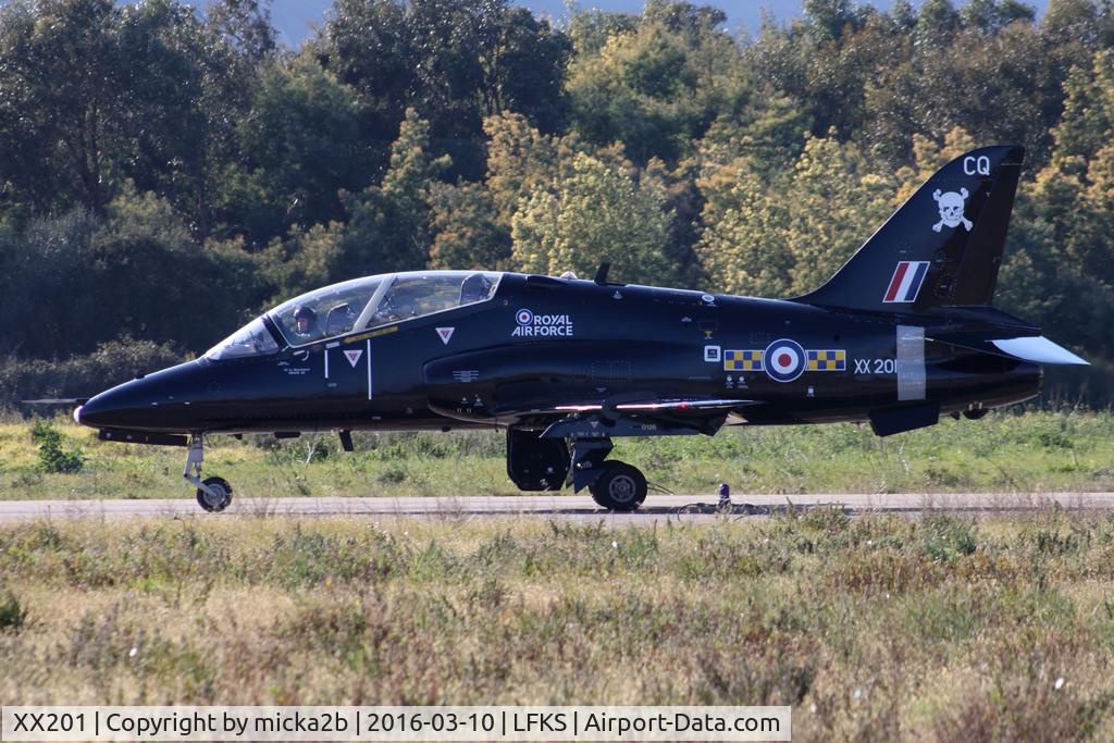 XX201, 1978 Hawker Siddeley Hawk T.1A C/N 048/312048, Taxiing