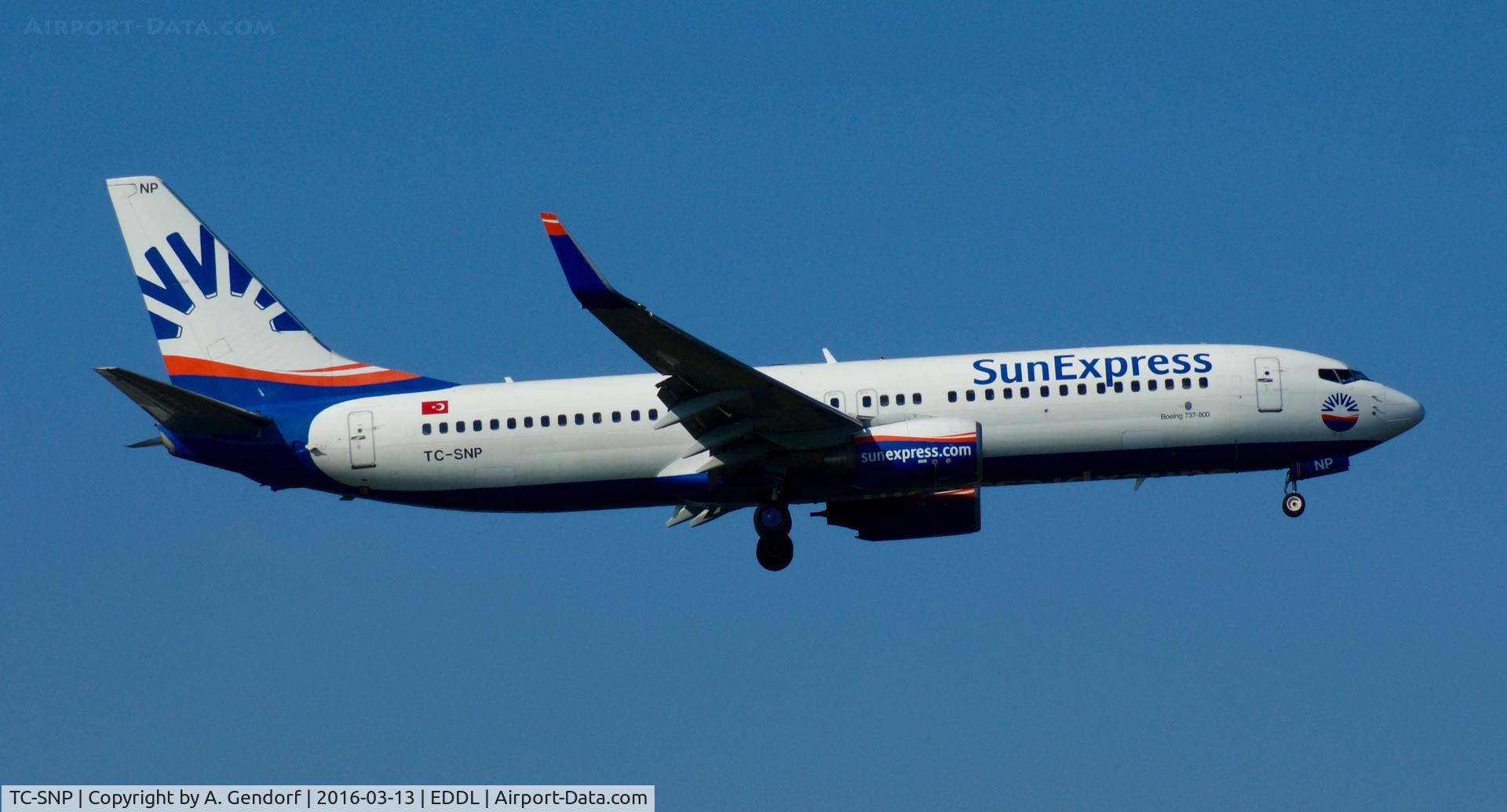 TC-SNP, 2010 Boeing 737-8HC C/N 40777, Sun Express, seen here landing at Düsseldorf Int'l(EDDL)