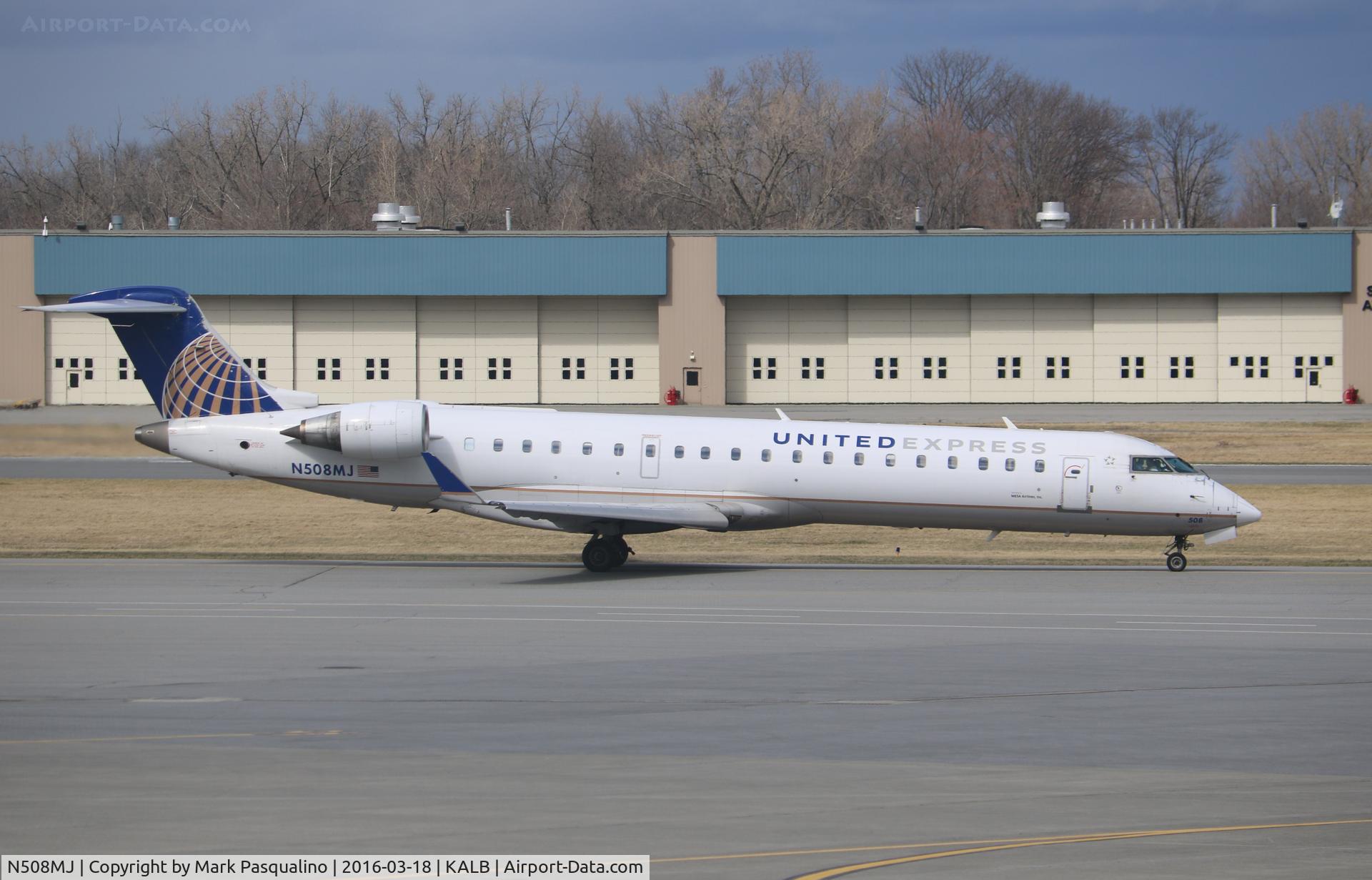 N508MJ, 2003 Bombardier CRJ-700 (CL-600-2C10) Regional Jet C/N 10087, CL-600-2C10