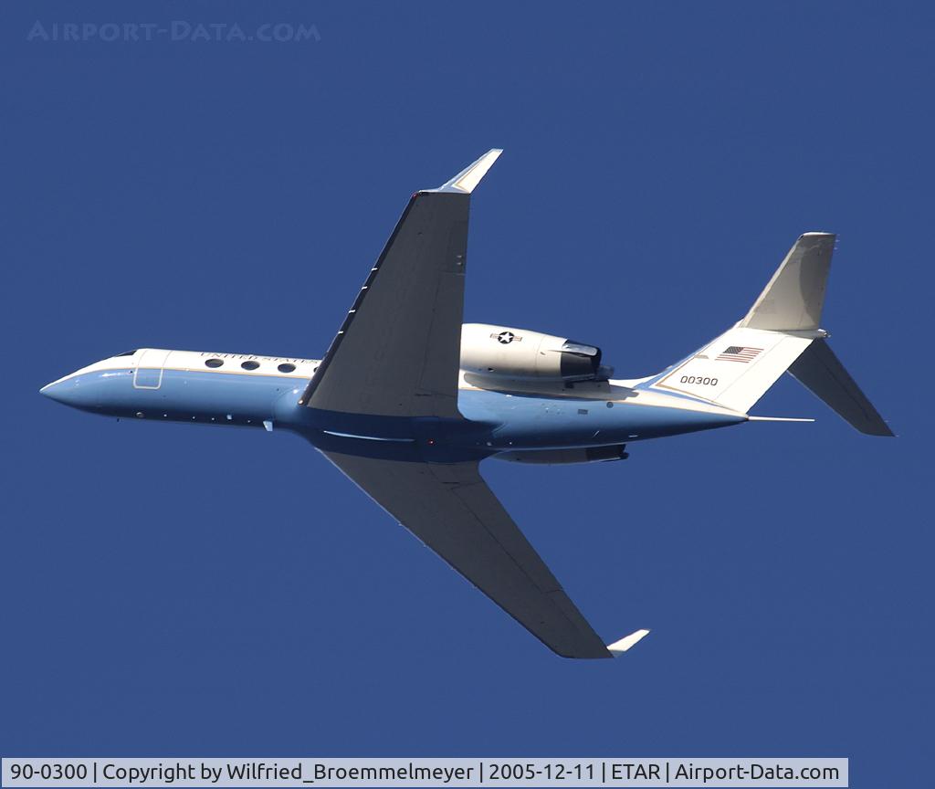 90-0300, 1990 Gulfstream Aerospace C-20H (Gulfstream III) C/N 1181, Departure from runway 26