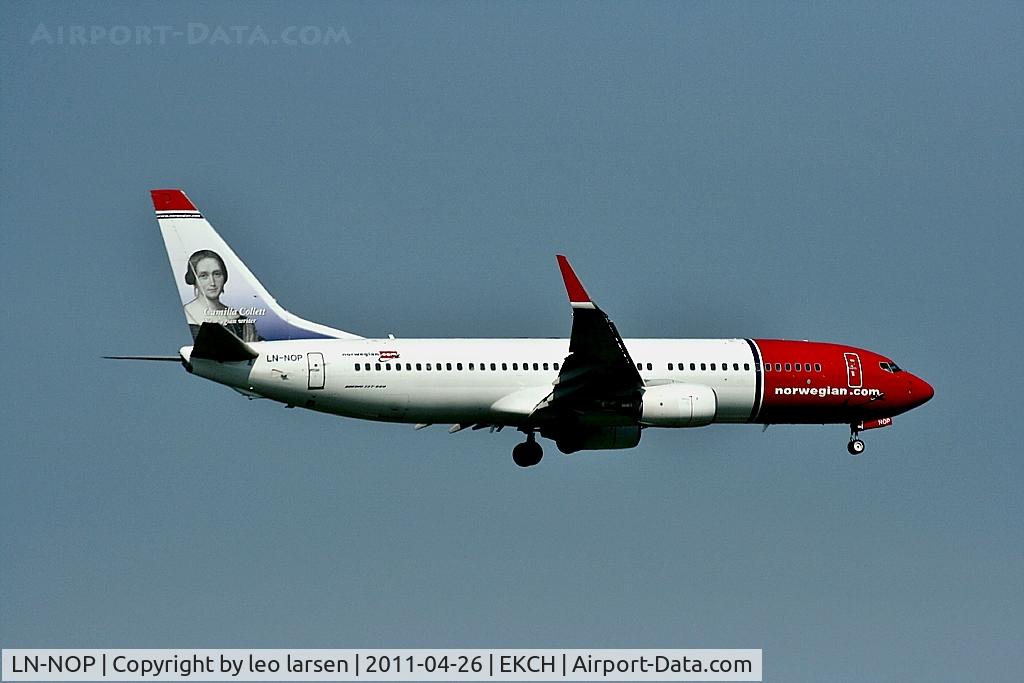 LN-NOP, 2005 Boeing 737-86N C/N 32655, Copenhagen 26.4.11