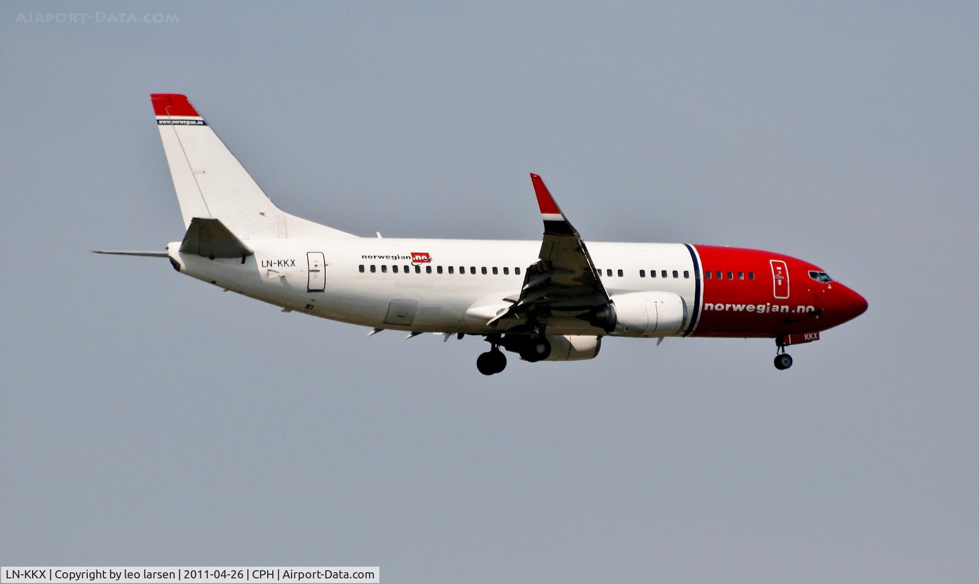 LN-KKX, 1998 Boeing 737-33S C/N 29072, Copenhagen 26.4.11