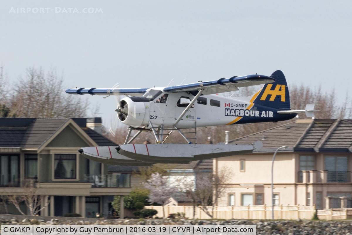 C-GMKP, 1953 De Havilland Canada DHC-2 Beaver Mk.1 C/N 1374, Landing @ the float plane base