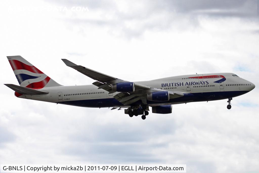 G-BNLS, 1991 Boeing 747-436 C/N 24629, Landing