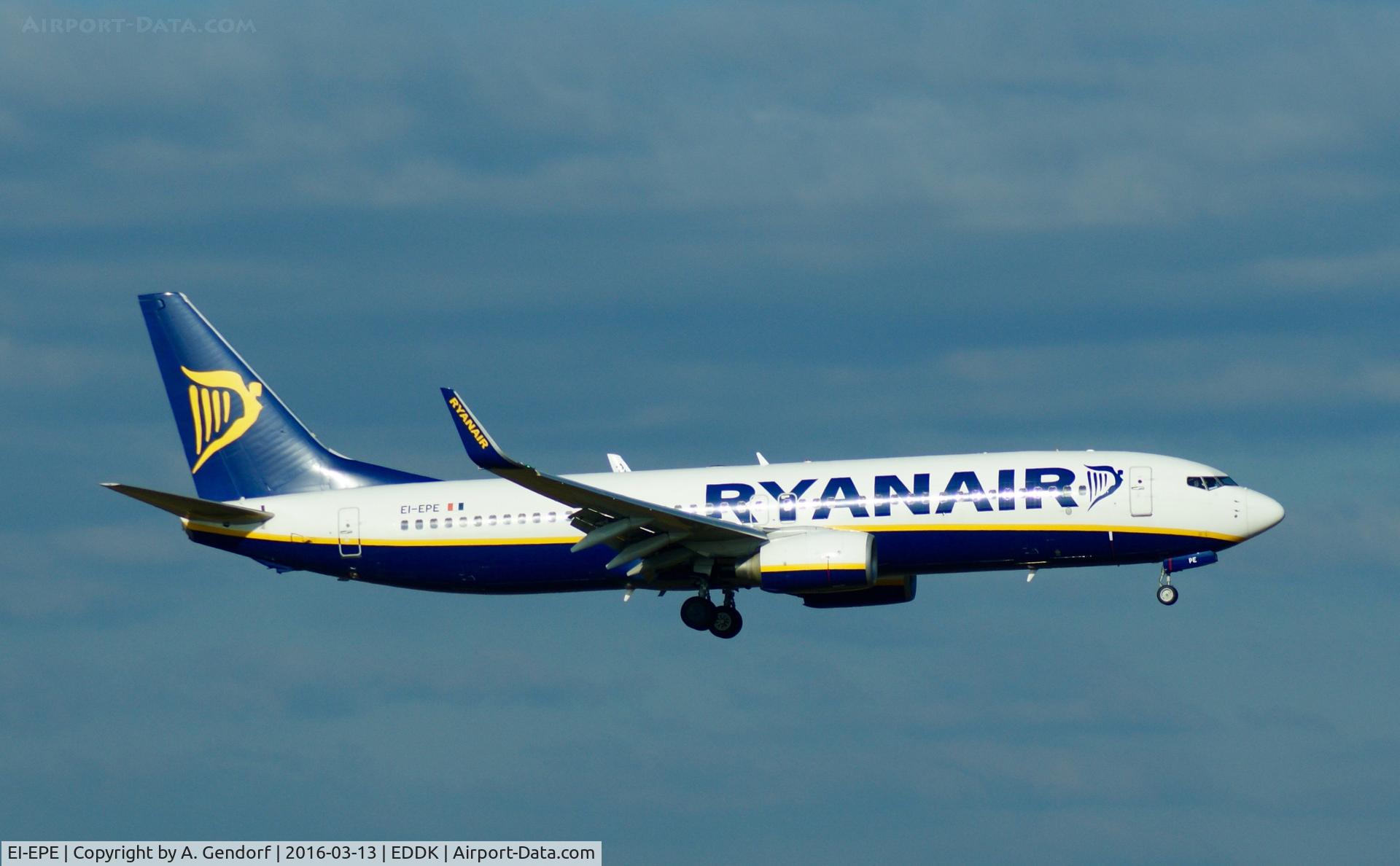 EI-EPE, 2011 Boeing 737-8AS C/N 34984, Ryanair, is here on short finals at Köln / Bonn Airport(EDDK)