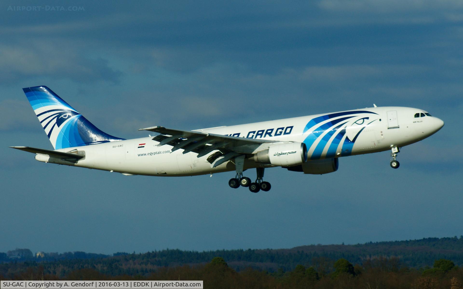 SU-GAC, 1983 Airbus A300B4-203(F) C/N 255, Egyptair Cargo, is here landing at Köln / Bonn Airport(EDDK), inbound from Oostende(EBOS)