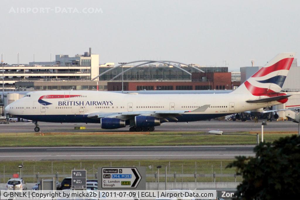 G-BNLK, 1990 Boeing 747-436 C/N 24053, Taxiing. Scrapped in january 2019