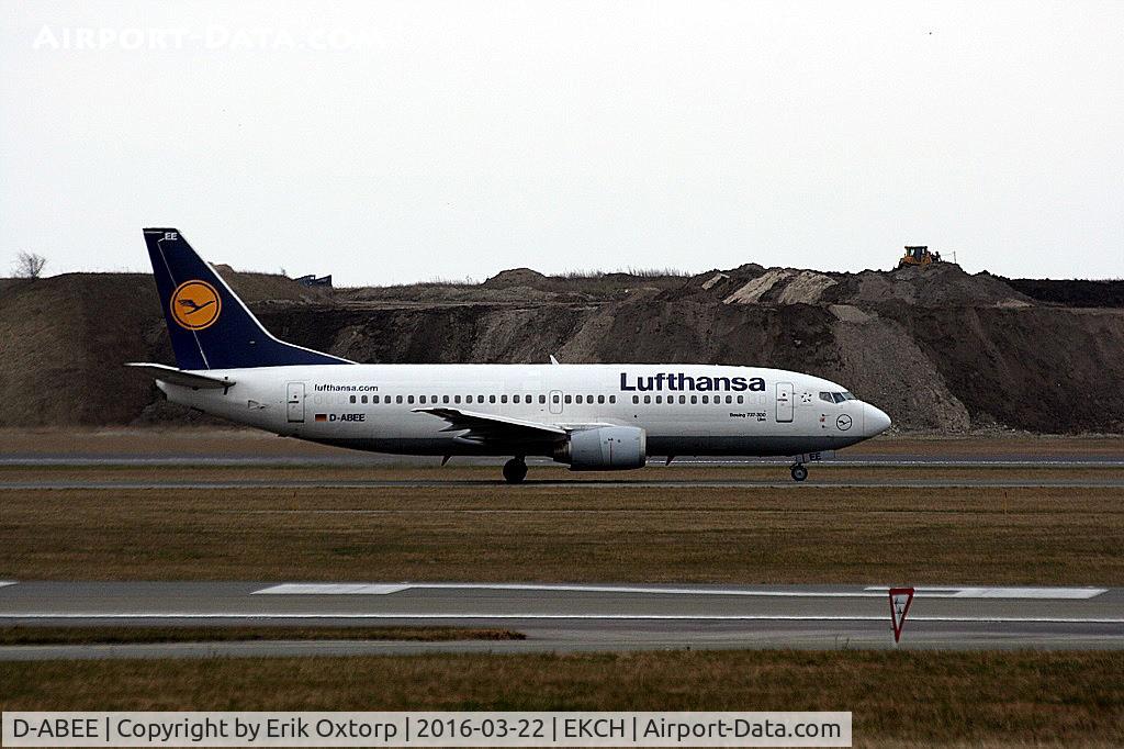 D-ABEE, 1991 Boeing 737-330 C/N 25216, D-ABEE taxing for takeoff rw 04R