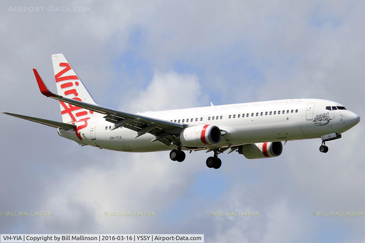 VH-YIA, 2011 Boeing 737-8FE C/N 37824, FINALS TO 16R