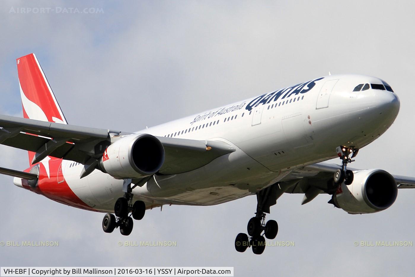 VH-EBF, 2007 Airbus A330-202 C/N 853, finals to 16R