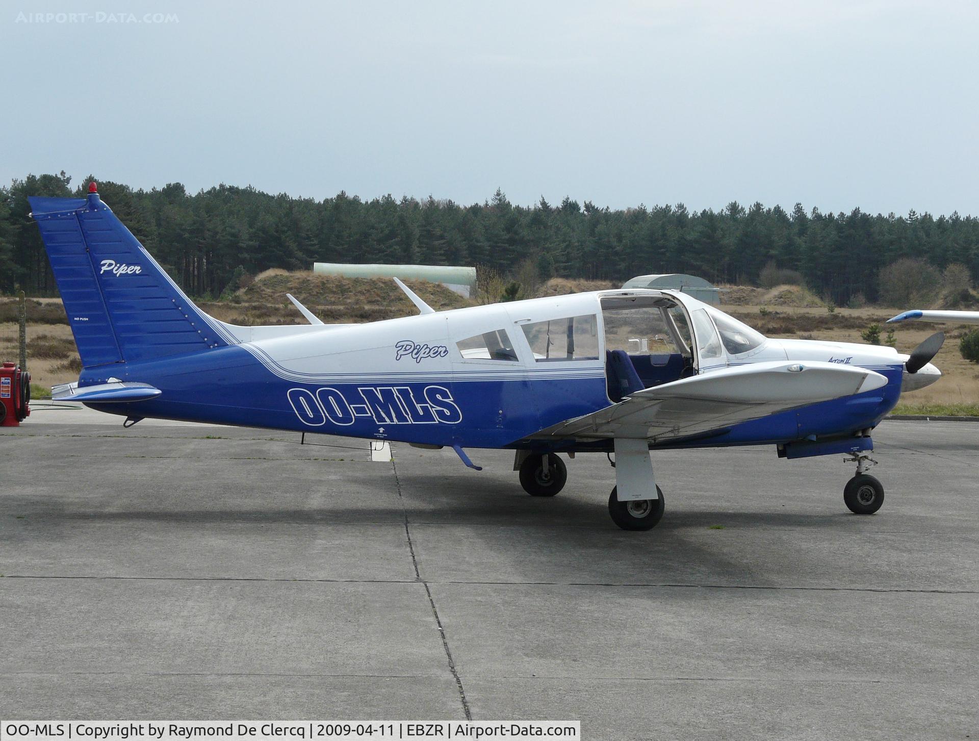 OO-MLS, 1973 Piper PA-28R-200 Cherokee Arrow II C/N 28R-7335221, At Zoersel in 2009.