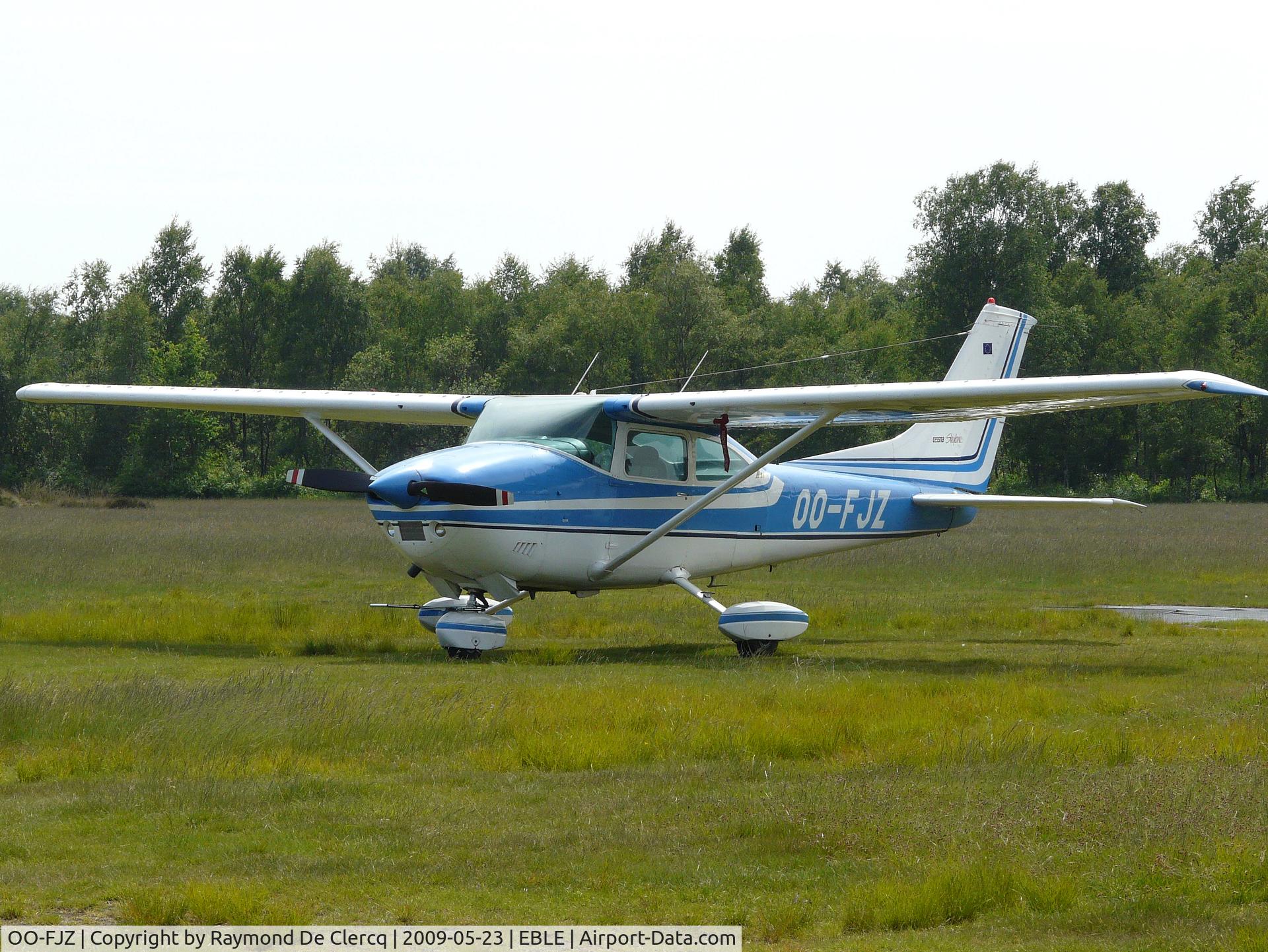 OO-FJZ, 1974 Cessna 182P Skylane C/N 18262728, At Leopoldsburg in 2009.