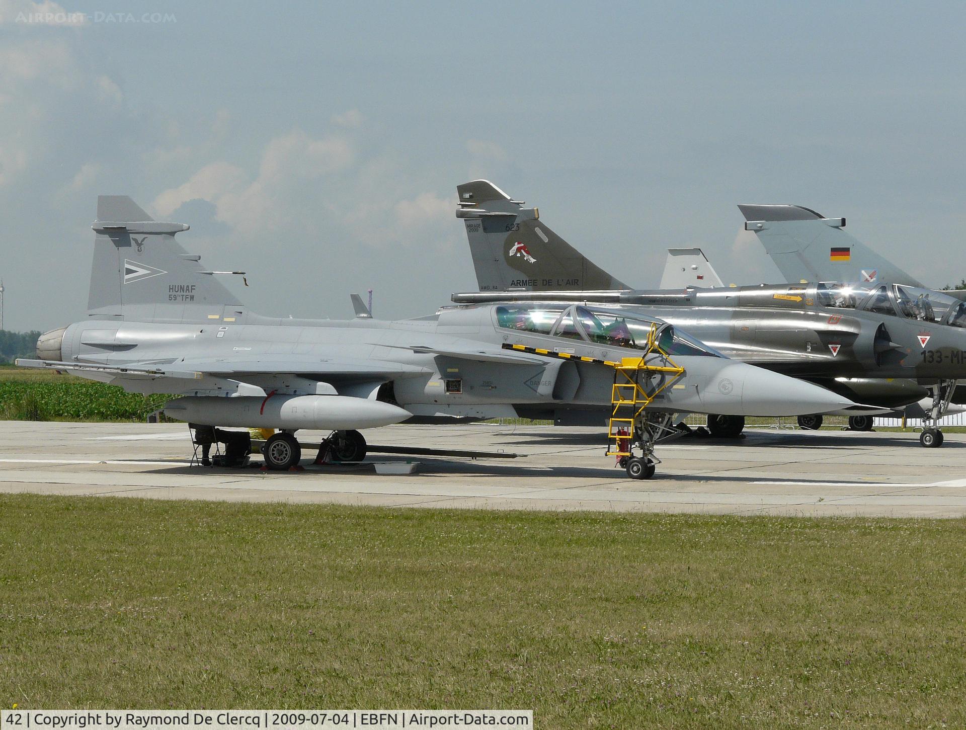 42, Saab JAS-39D Gripen C/N 39851, Static display at Koksijde airshow 2009.