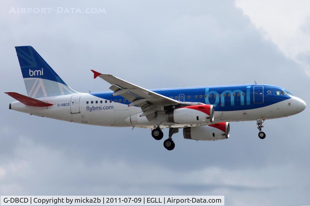 G-DBCD, 2005 Airbus A319-131 C/N 2389, Landing