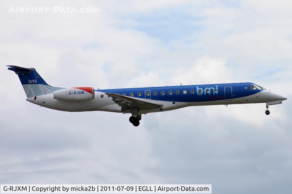 G-RJXM, 2000 Embraer ERJ-145MP (EMB-145MP) C/N 145216, Landing. Scrapped in July 2024.