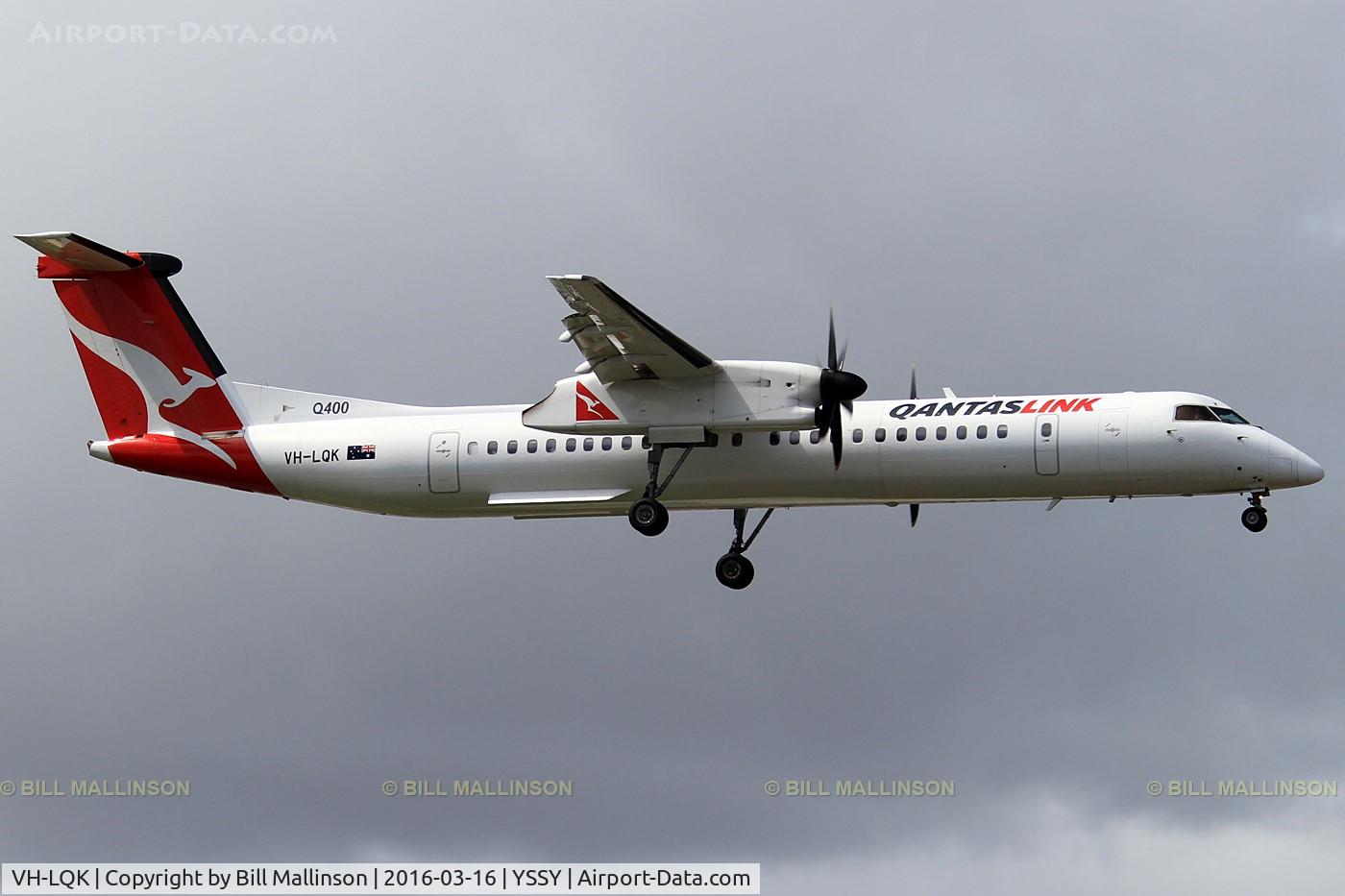 VH-LQK, 2012 De Havilland Canada DHC-8-402Q Dash 8 C/N 4415, finals to 16R