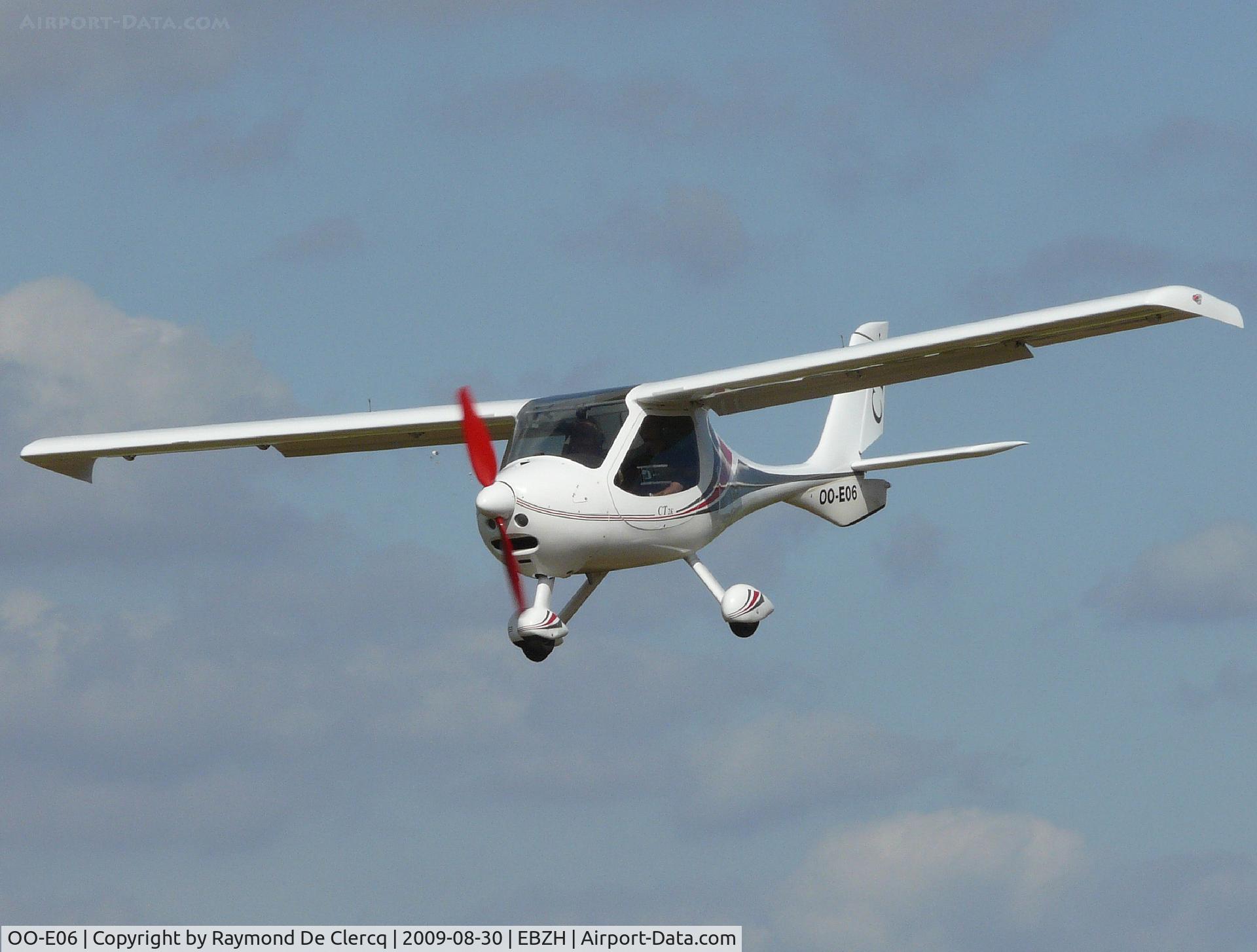 OO-E06, Flight Design CT2K C/N 03-01-01-01, Open door Kiewit 2009.