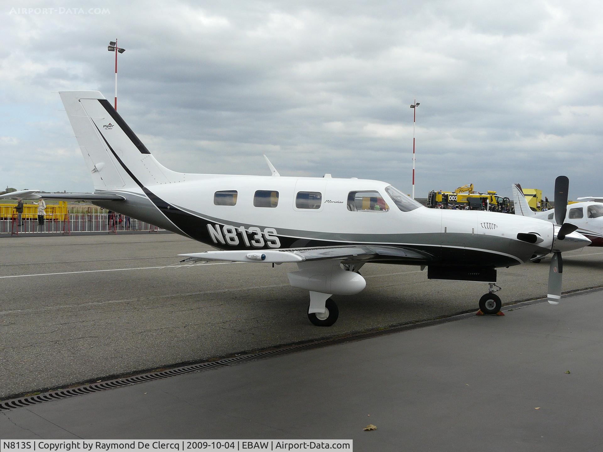 N813S, 2008 Piper PA-46-500TP Meridian C/N 4697363, Open door Antwerp 2009.