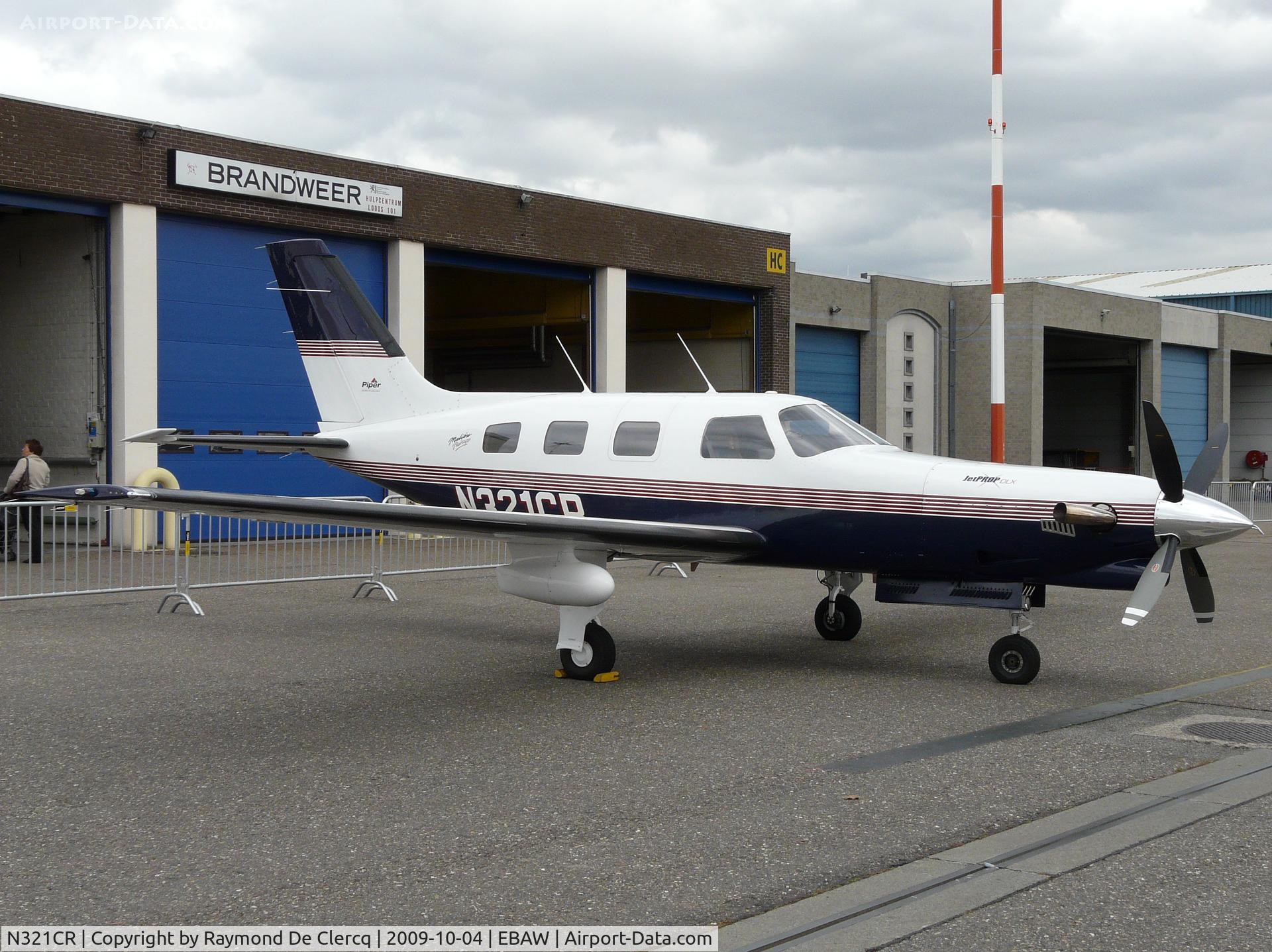 N321CR, 1997 Piper PA-46-350P Malibu Mirage C/N 4636124, Open door Antwerp 2009.