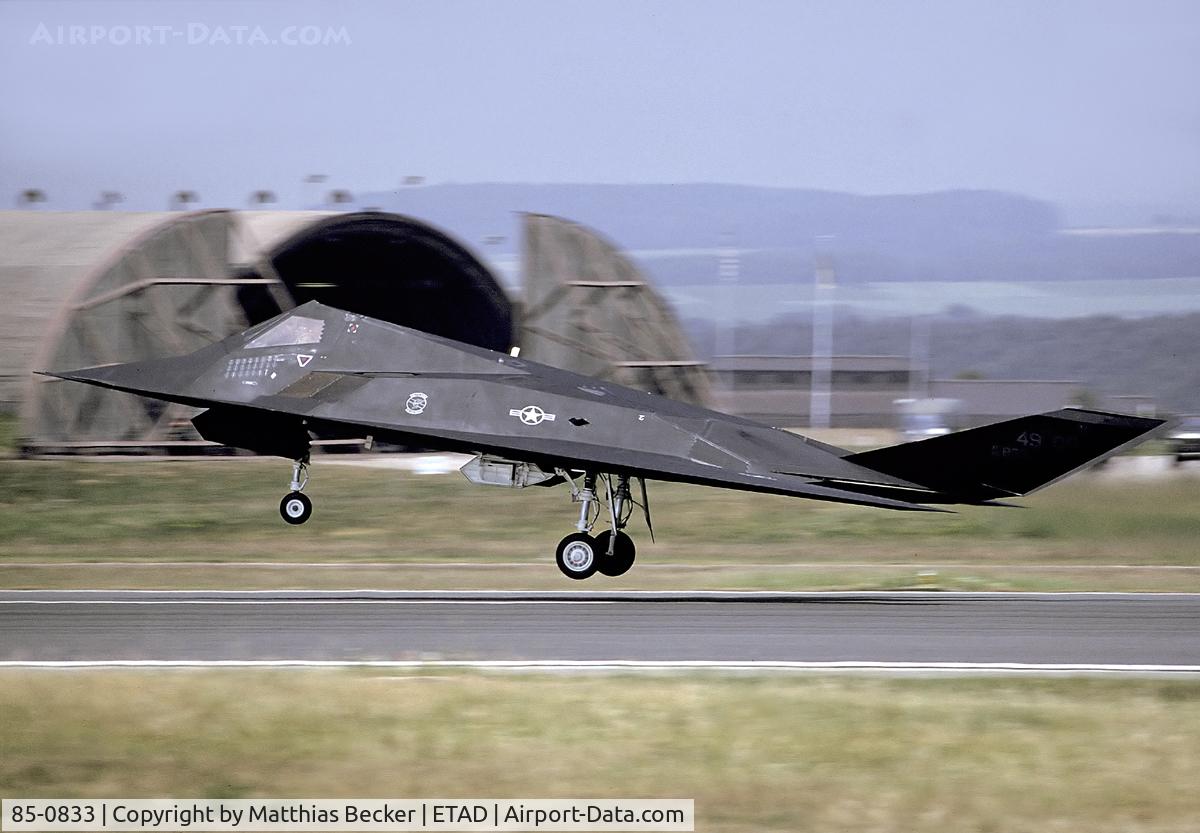 85-0833, 1985 Lockheed F-117A Nighthawk C/N A.4055, 85-0833