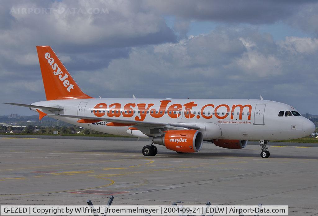 G-EZED, 2004 Airbus A319-111 C/N 2170, easyJet / waiting to be pushed back to the parking position (nose out). Special procedure at Dortmund.