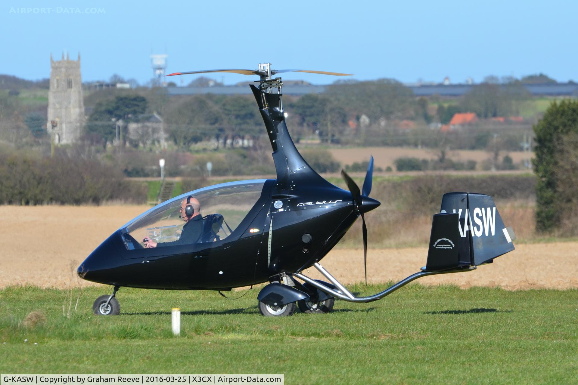 G-KASW, 2010 Rotorsport UK Calidus C/N RSUK/CALS/006, On the runway ready to depart from Northrepps.