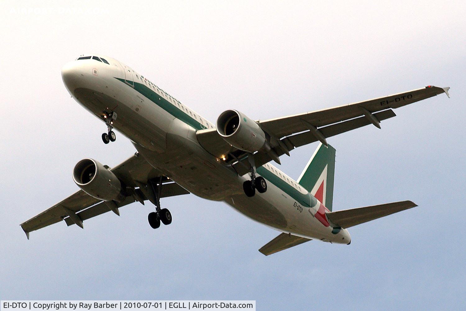 EI-DTO, 2010 Airbus A320-216 C/N 4152, Airbus A320-216 [4152] (Alitalia) Home~G 01/07/2010. On approach 27R.