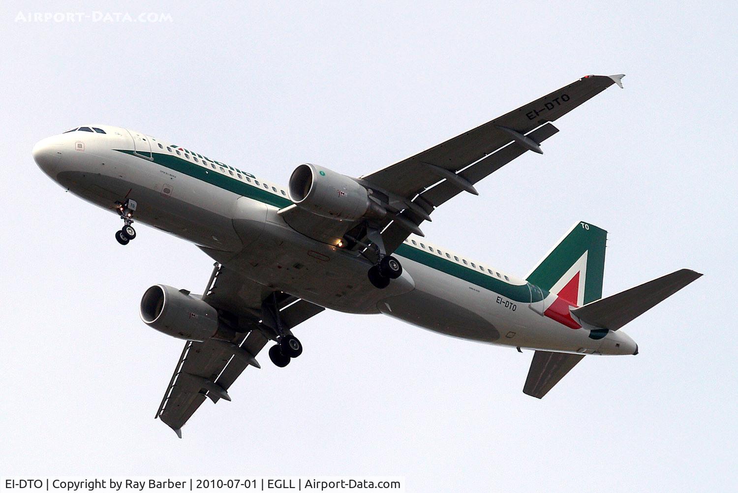 EI-DTO, 2010 Airbus A320-216 C/N 4152, Airbus A320-216 [4152] (Alitalia) Home~G 01/07/2010. On approach 27R.