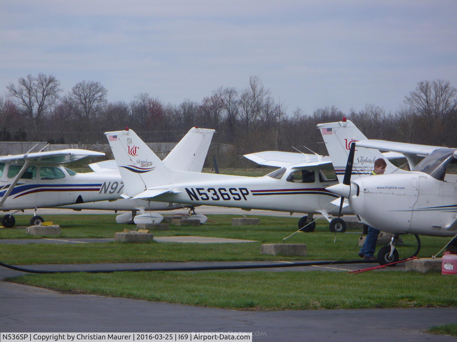 N536SP, 2000 Cessna 172S C/N 172S8388, Cessna 172S Tail Section