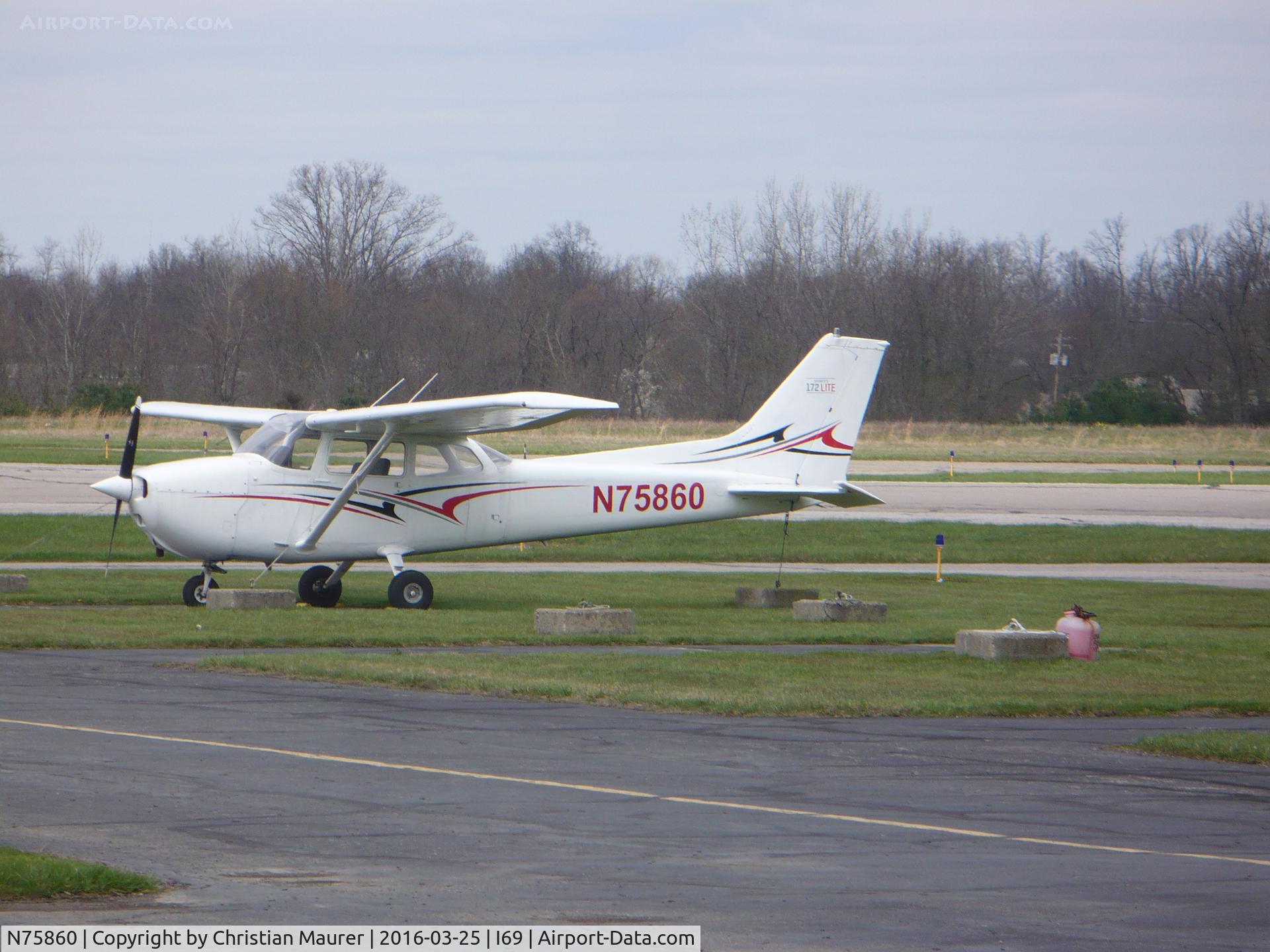 N75860, 1976 Cessna 172N C/N 17268005, Cessna 172N