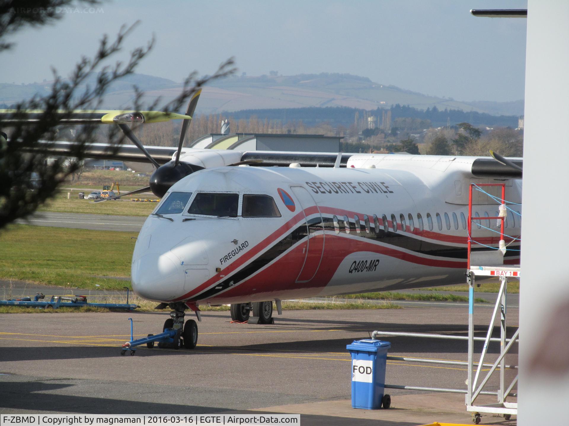 F-ZBMD, 2001 De Havilland Canada DHC-8-402Q-MR Dash 8 C/N 4043, view of DHC8 in between hangars