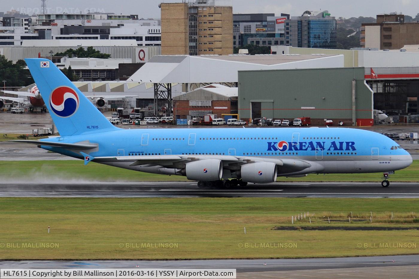 HL7615, 2011 Airbus A380-861 C/N 075, rolling on 16R