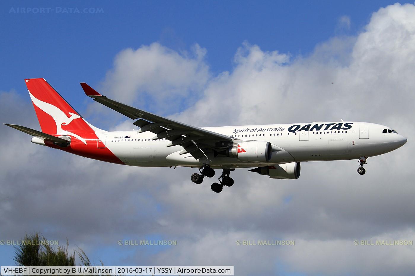 VH-EBF, 2007 Airbus A330-202 C/N 853, finals to 16R