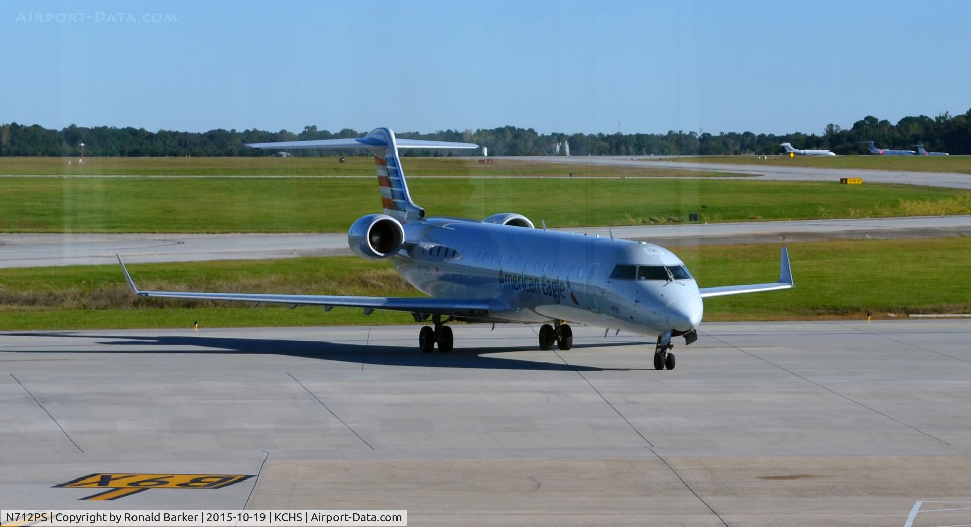 N712PS, 2004 Bombardier CRJ-701 (CL-600-2C10) Regional Jet C/N 10168, Taxi Charleston