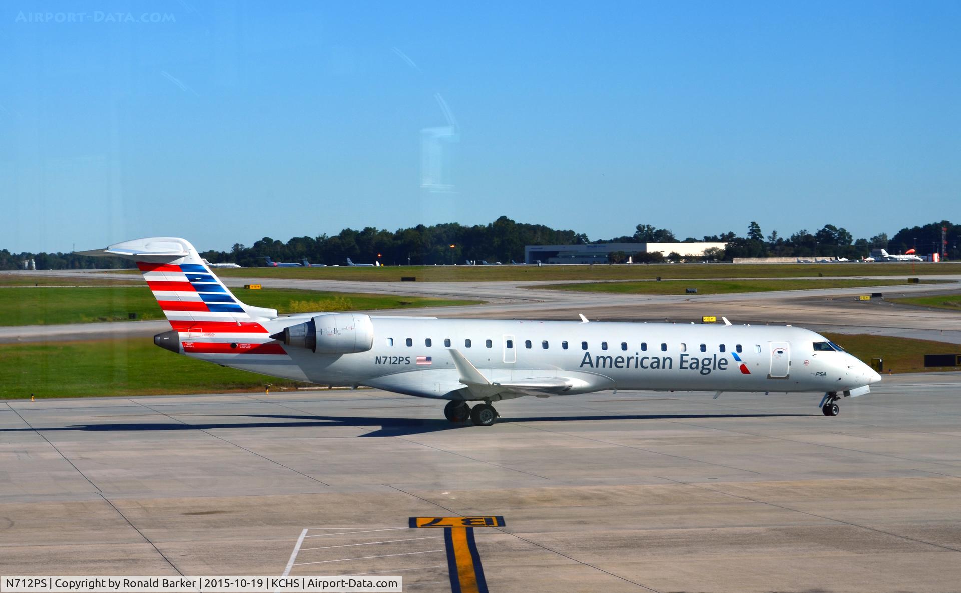N712PS, 2004 Bombardier CRJ-701 (CL-600-2C10) Regional Jet C/N 10168, Taxi Charleston