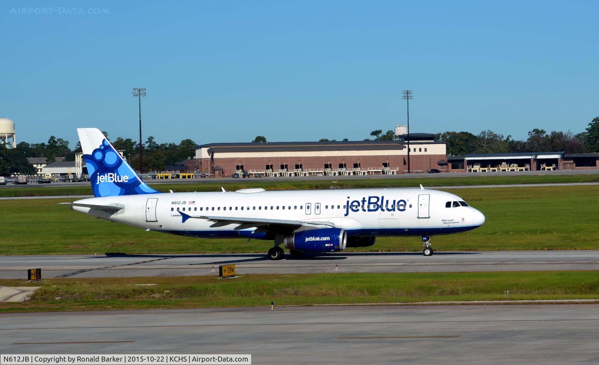 N612JB, 2005 Airbus A320-232 C/N 2447, Taxi Charleston