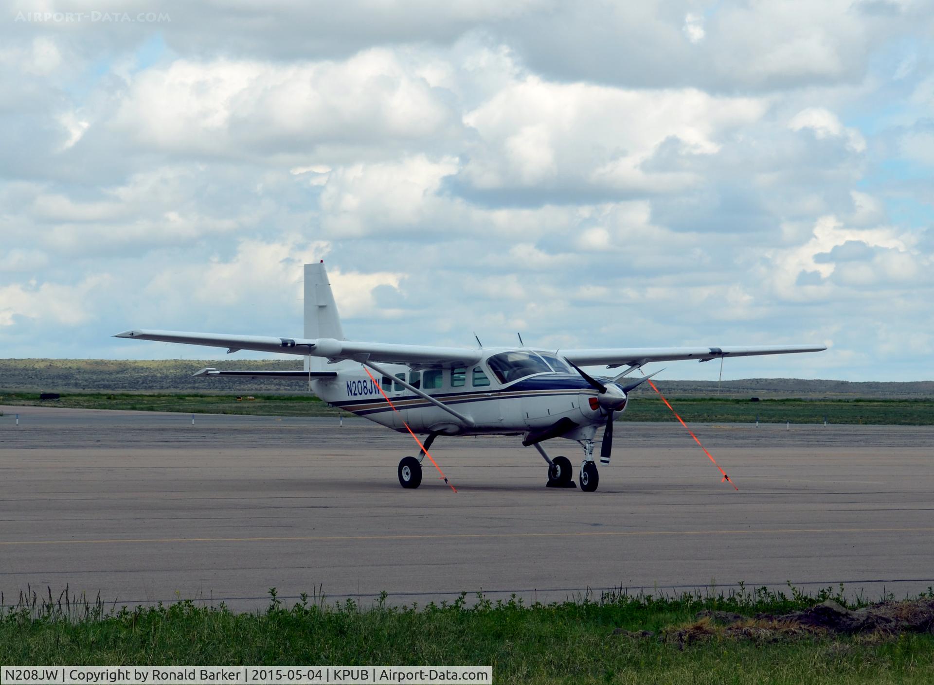 N208JW, 1989 Cessna 208 Caravan 1 C/N 20800166, Pueblo