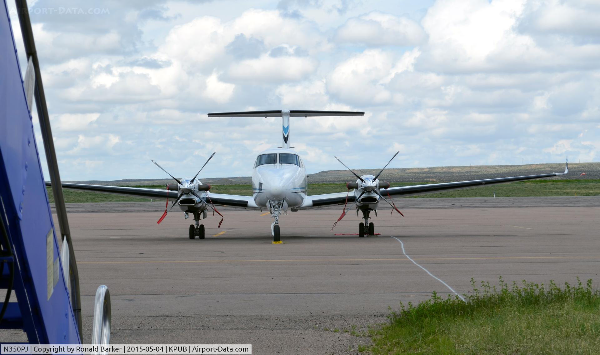 N350PJ, Raytheon Aircraft Company B300 C/N FL-384, Pueblo