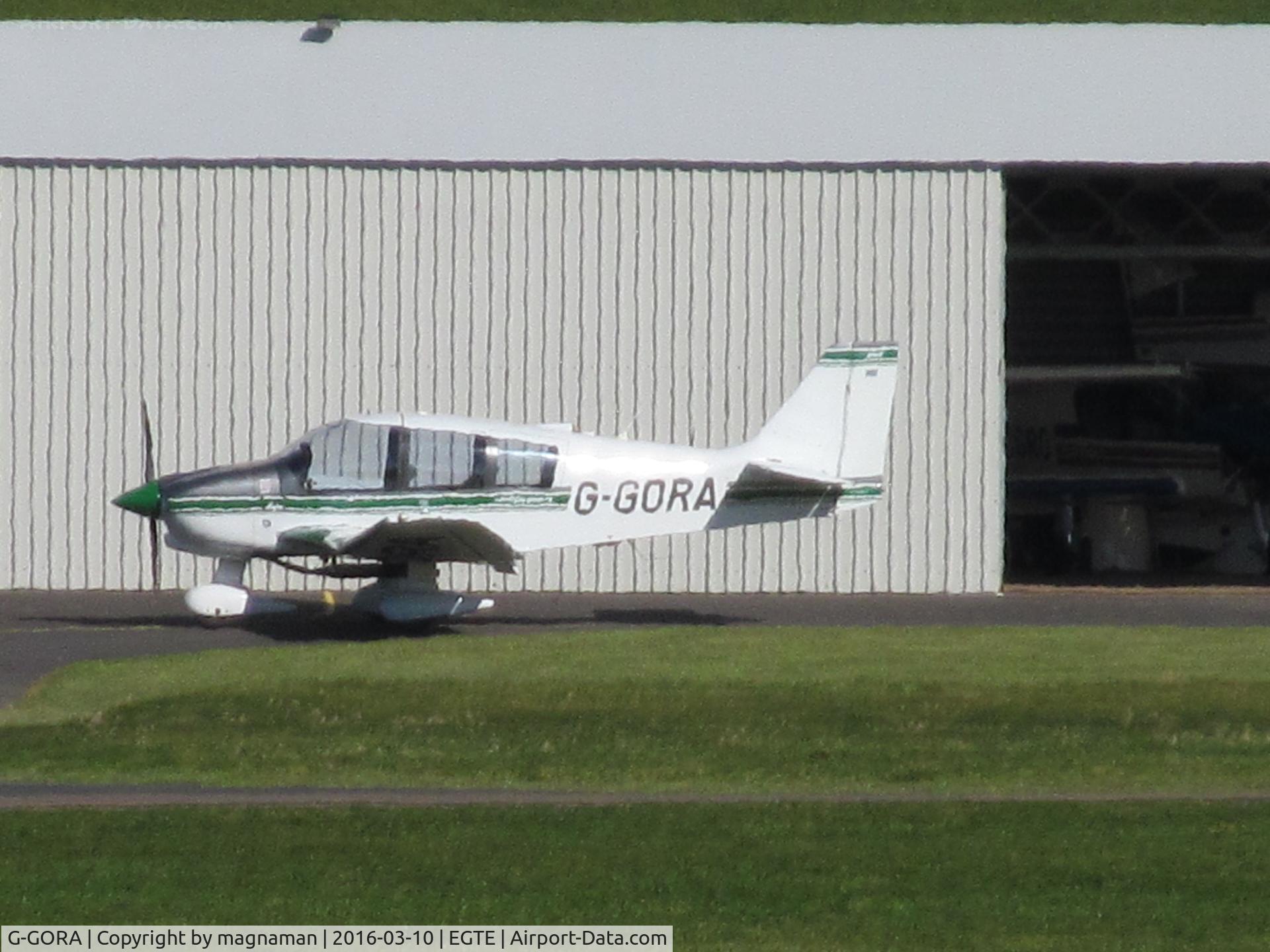 G-GORA, 1995 Robin DR-400-160 Chevalier C/N 2271, no red breast?