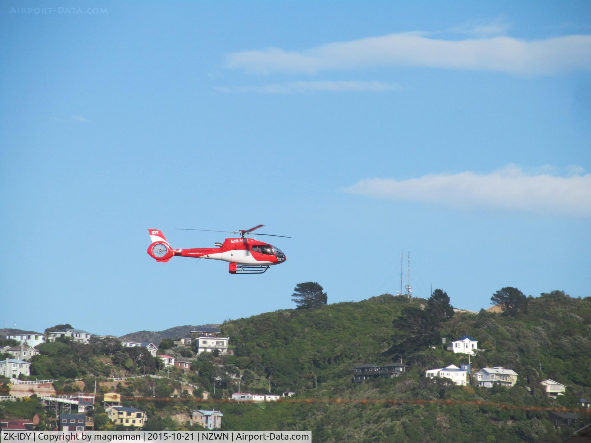 ZK-IDY, Eurocopter EC-130B-4 (AS-350B-4) C/N 3642, landing at welly