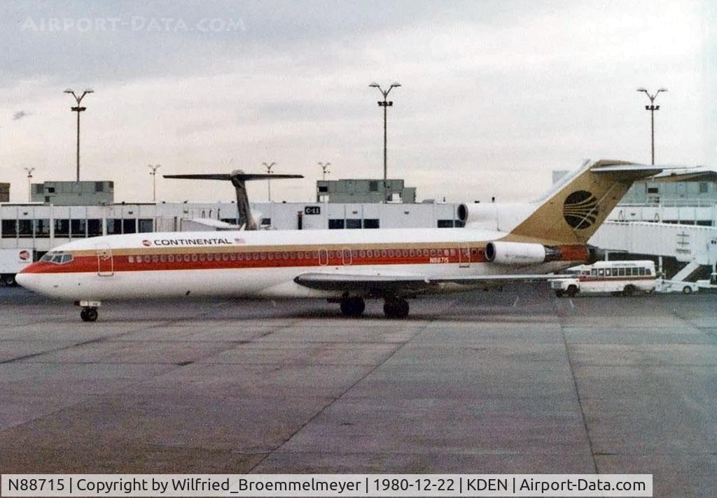 N88715, 1970 Boeing 727-224 C/N 20384, Denver Stapleton Airport