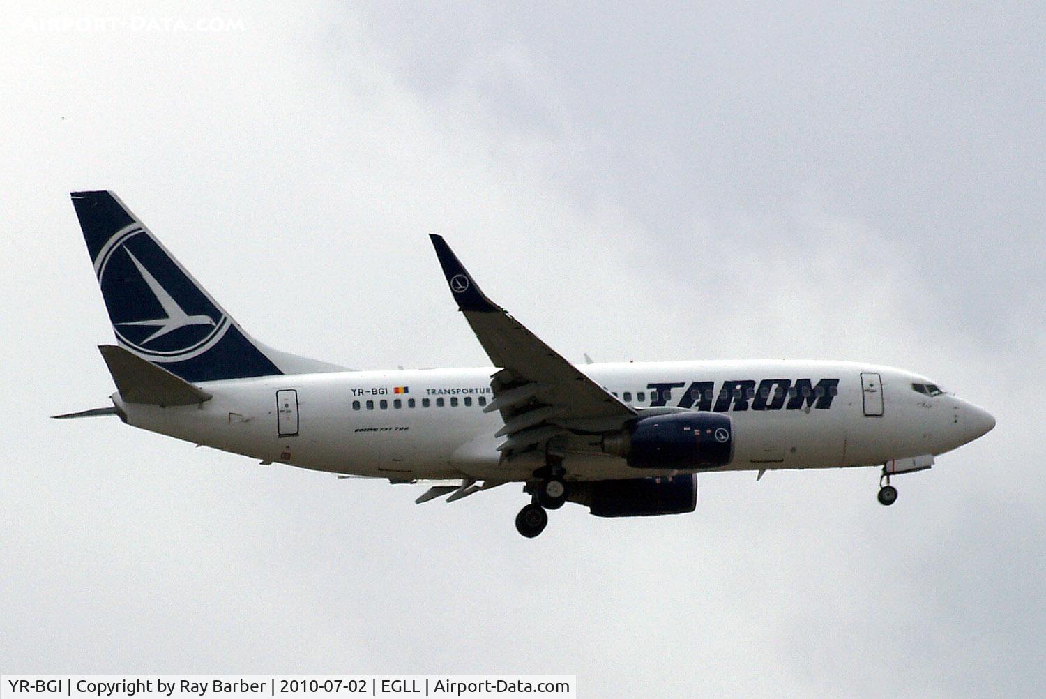 YR-BGI, 2003 Boeing 737-78J C/N 28439, Boeing  737-78J [28439] (TAROM) Home~G 02/07/2010. On approach 27L.