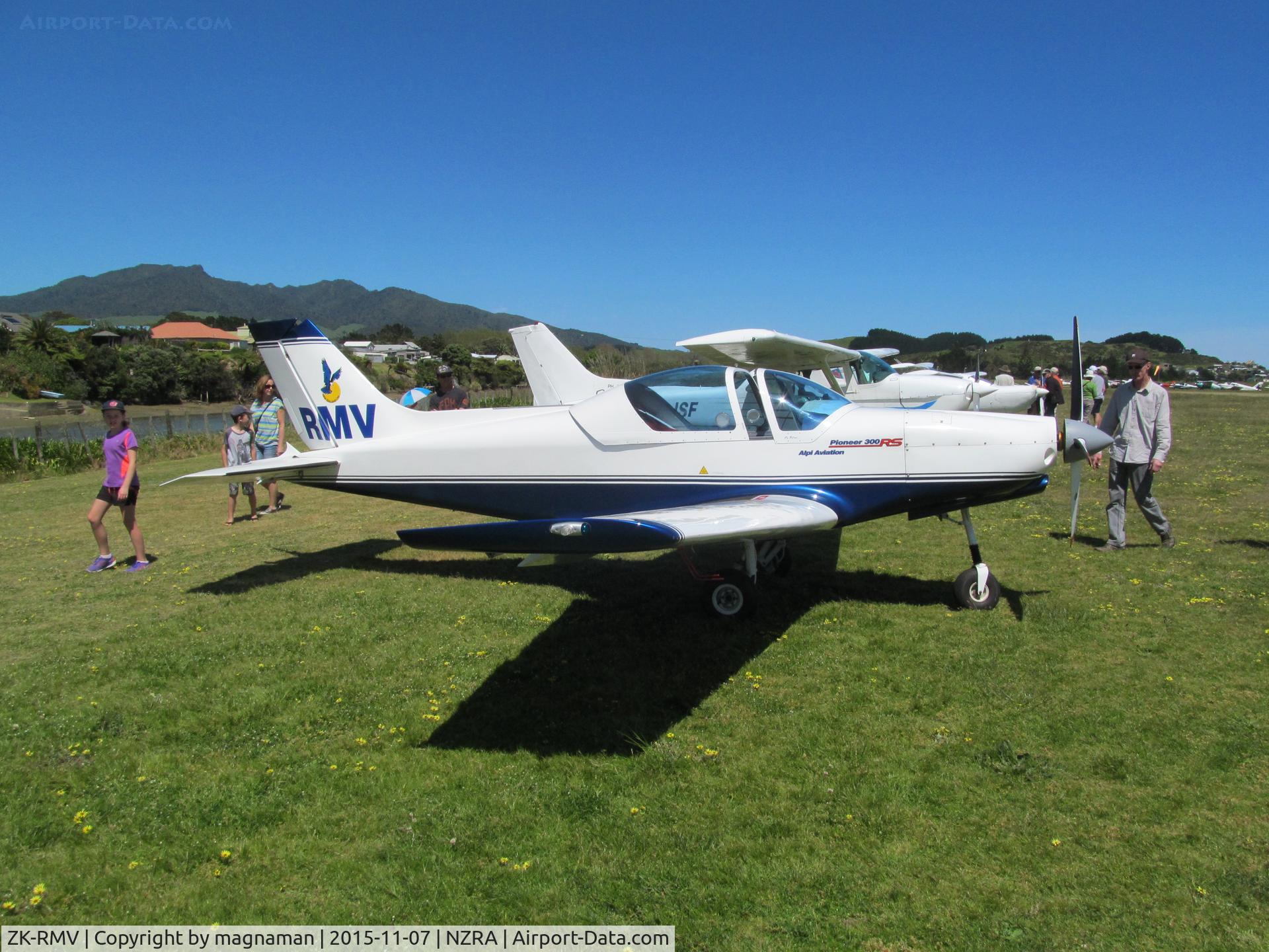 ZK-RMV, Alpi Pioneer 300 C/N 036, sunny raglan