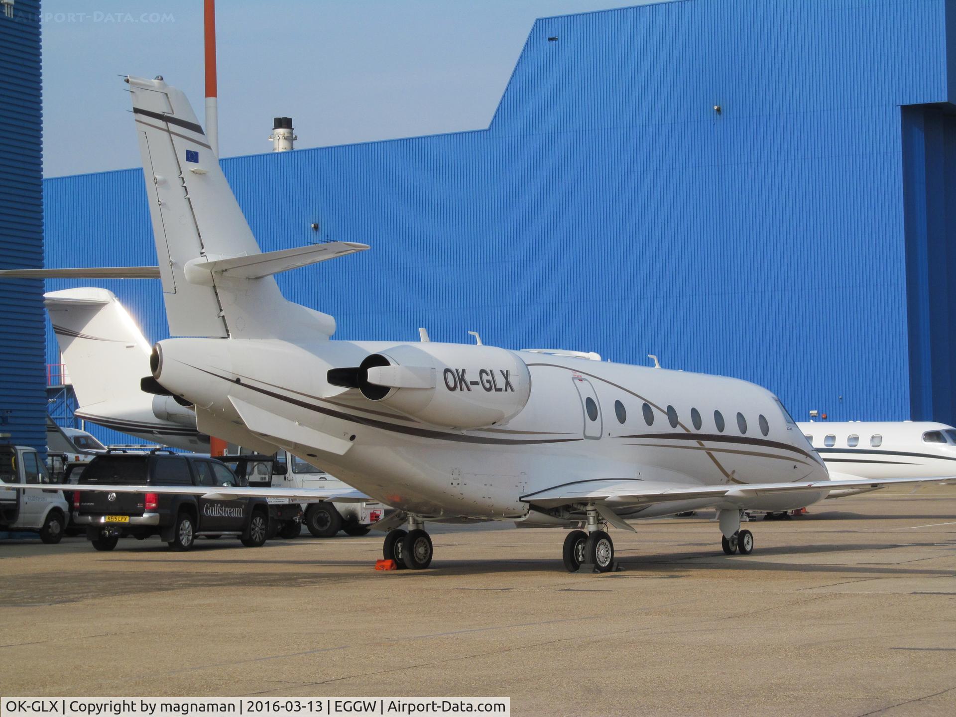 OK-GLX, 2010 Israel Aircraft Industries Gulfstream 200 C/N 238, At Luton